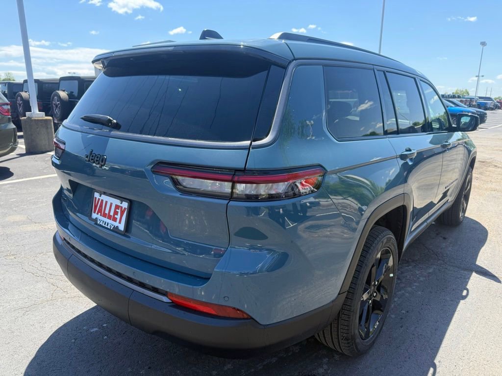 New 2026 Jeep Grand Cherokee L Limited AWD/4WD image 3