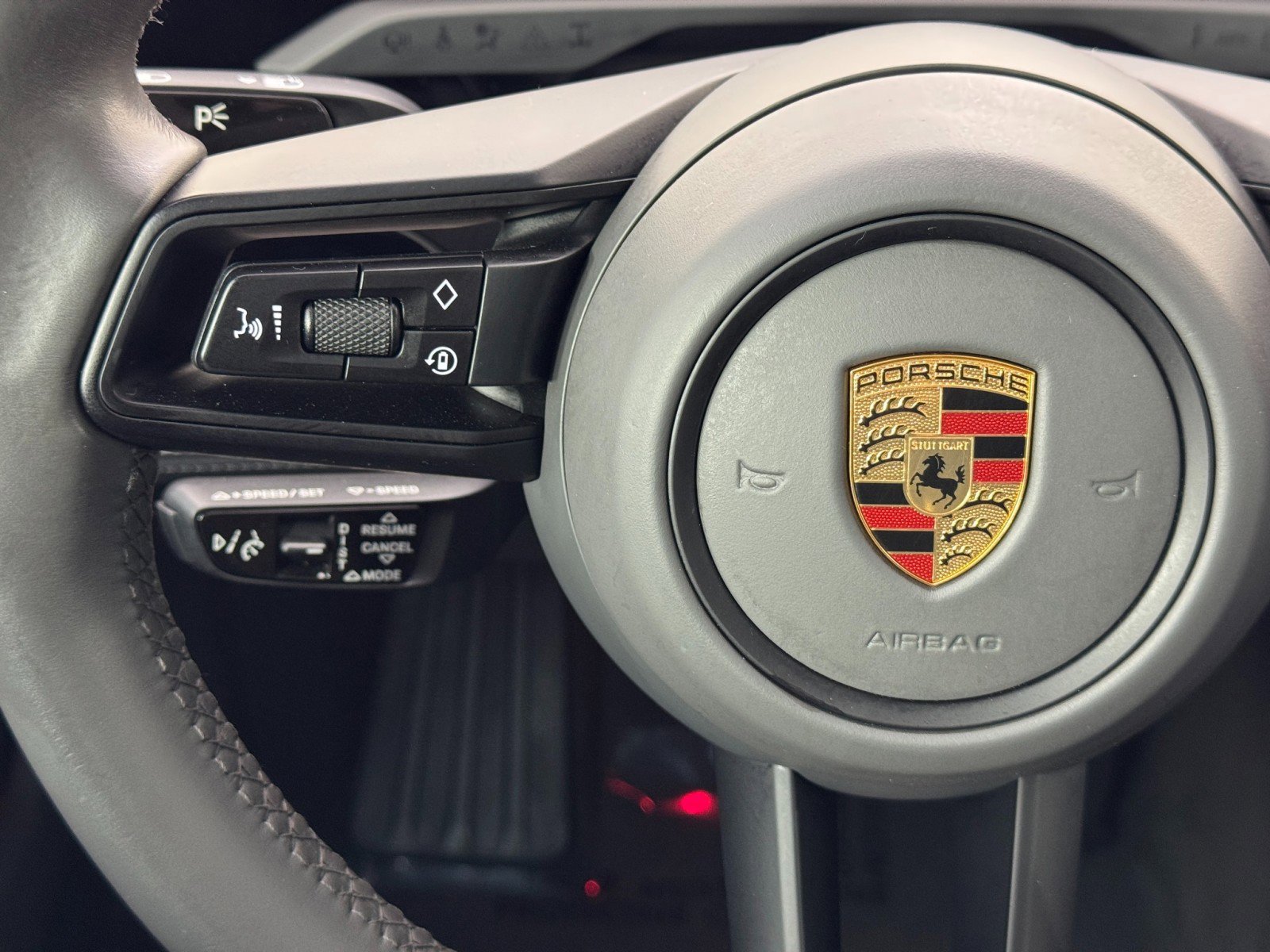 Used 2020 Porsche Taycan 4S w/ Premium Package AWD/4WD image 22