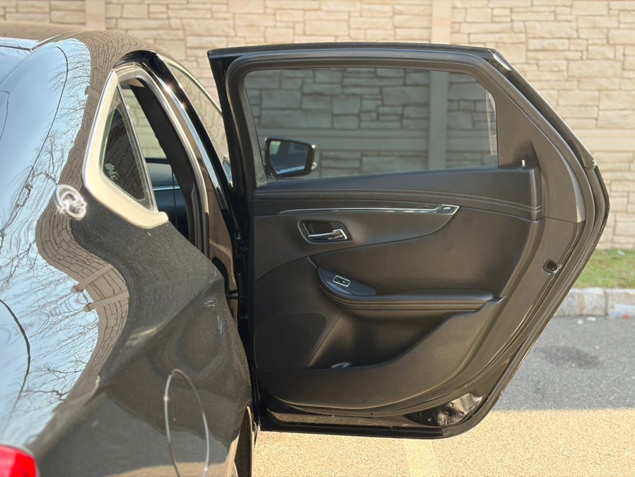 Used 2019 Chevrolet Impala Premier image 17