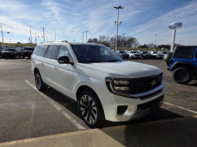 New 2025 Ford Expedition Max Platinum w/ Driver's Package image 2