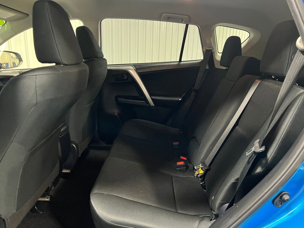 Used 2018 Toyota RAV4 LE w/ All Weather Liner Package image 6