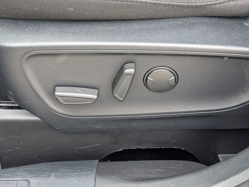 Used 2024 Ford Escape Active image 20
