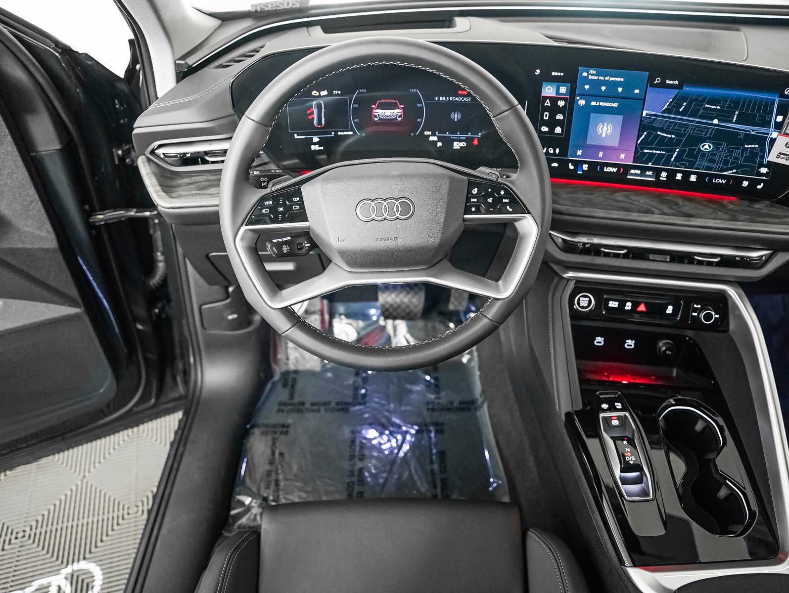 New 2025 Audi Q5 Premium Plus image 14