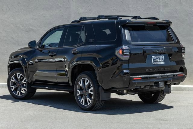 Used 2025 Toyota 4Runner TRD Sport Premium AWD/4WD image 3