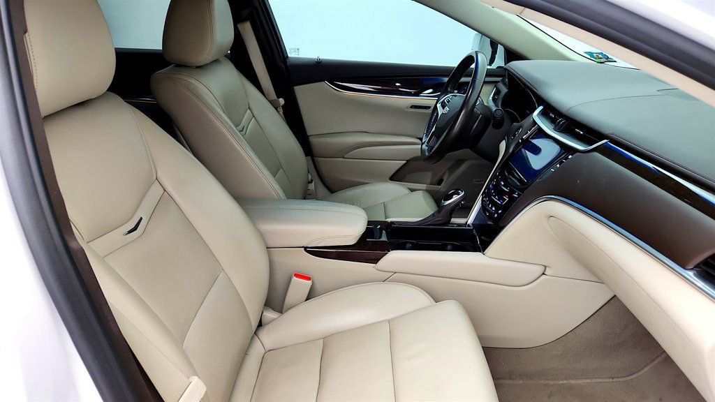Used 2017 Cadillac XTS Luxury AWD/4WD image 23
