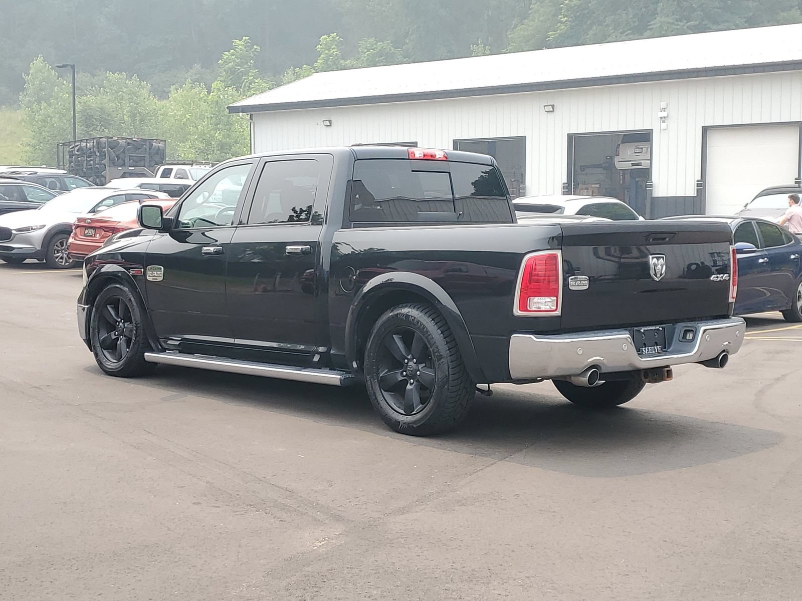 Used 2015 RAM 1500 Laramie Longhorn w/ Convenience Group AWD/4WD image 4