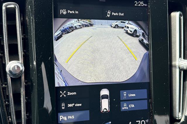 Used 2019 Volvo XC40 T5 R-Design AWD/4WD image 22