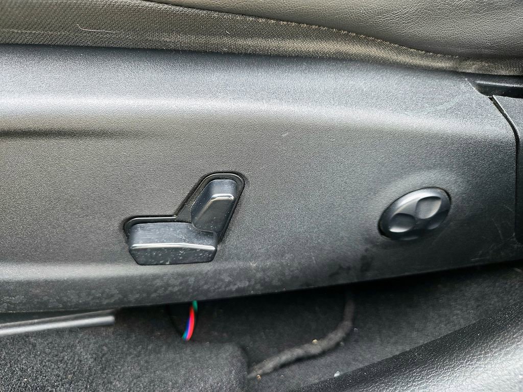 Used 2019 Chrysler 300 S w/ S Model Appearance Package image 22