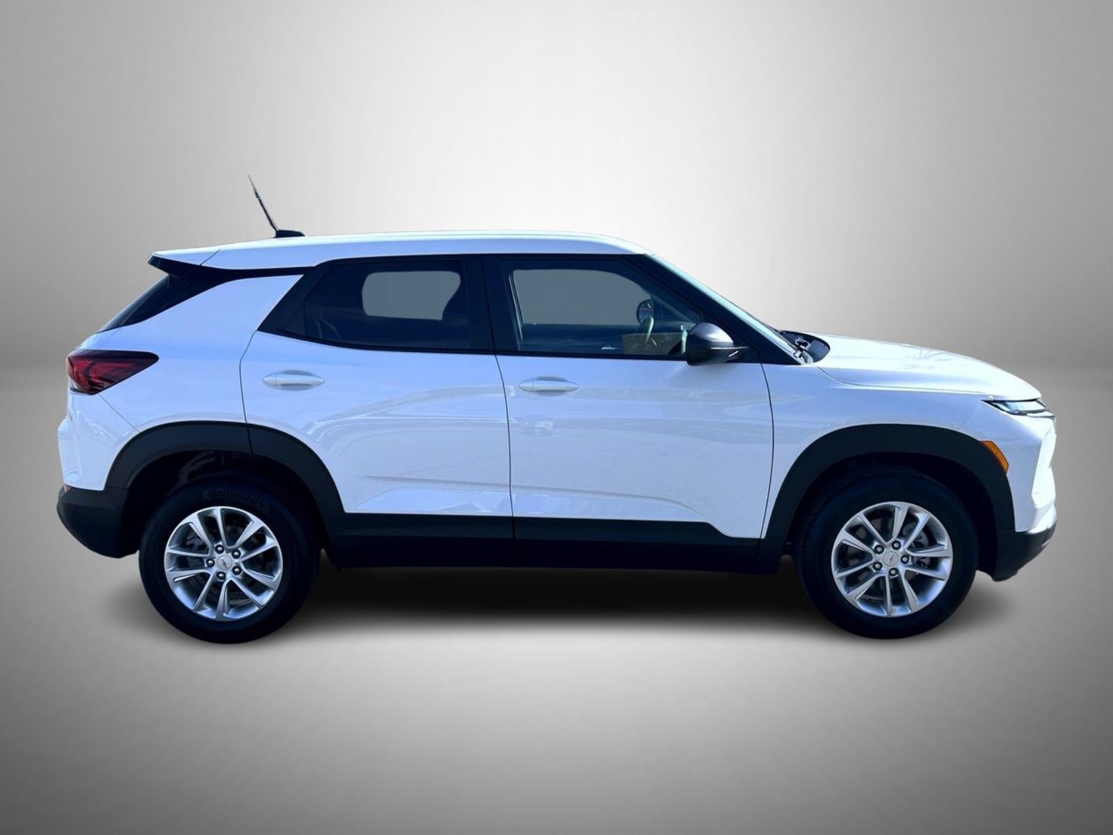 New 2026 Chevrolet TrailBlazer LS w/ LS Convenience Package AWD/4WD image 4