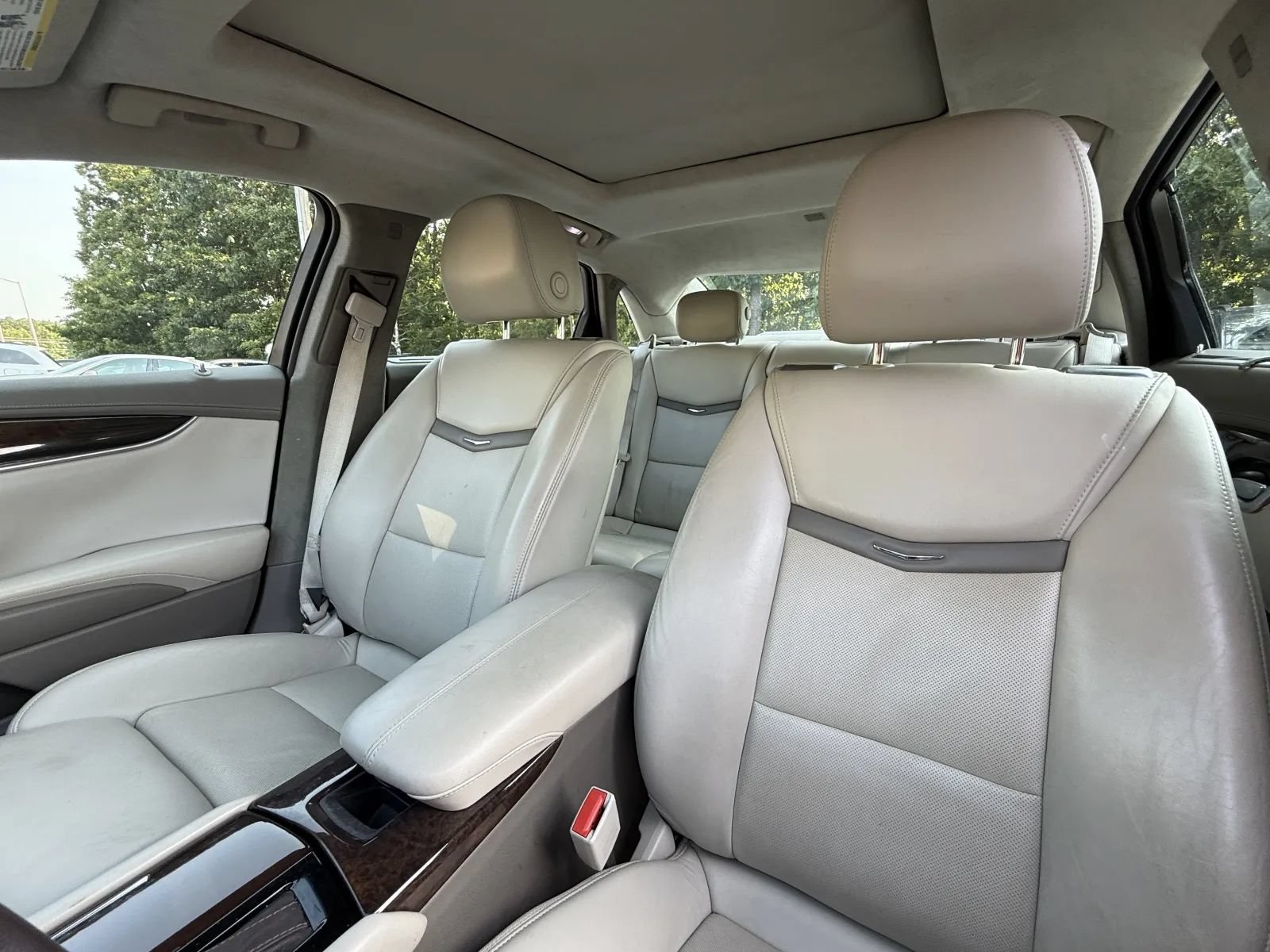 Used 2013 Cadillac XTS Platinum AWD/4WD image 8