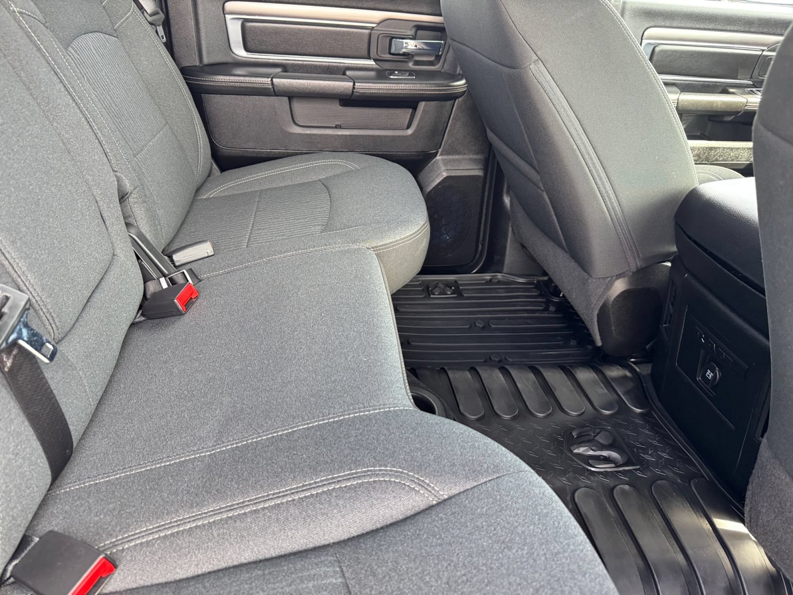 Used 2021 RAM 1500 Warlock AWD/4WD image 16