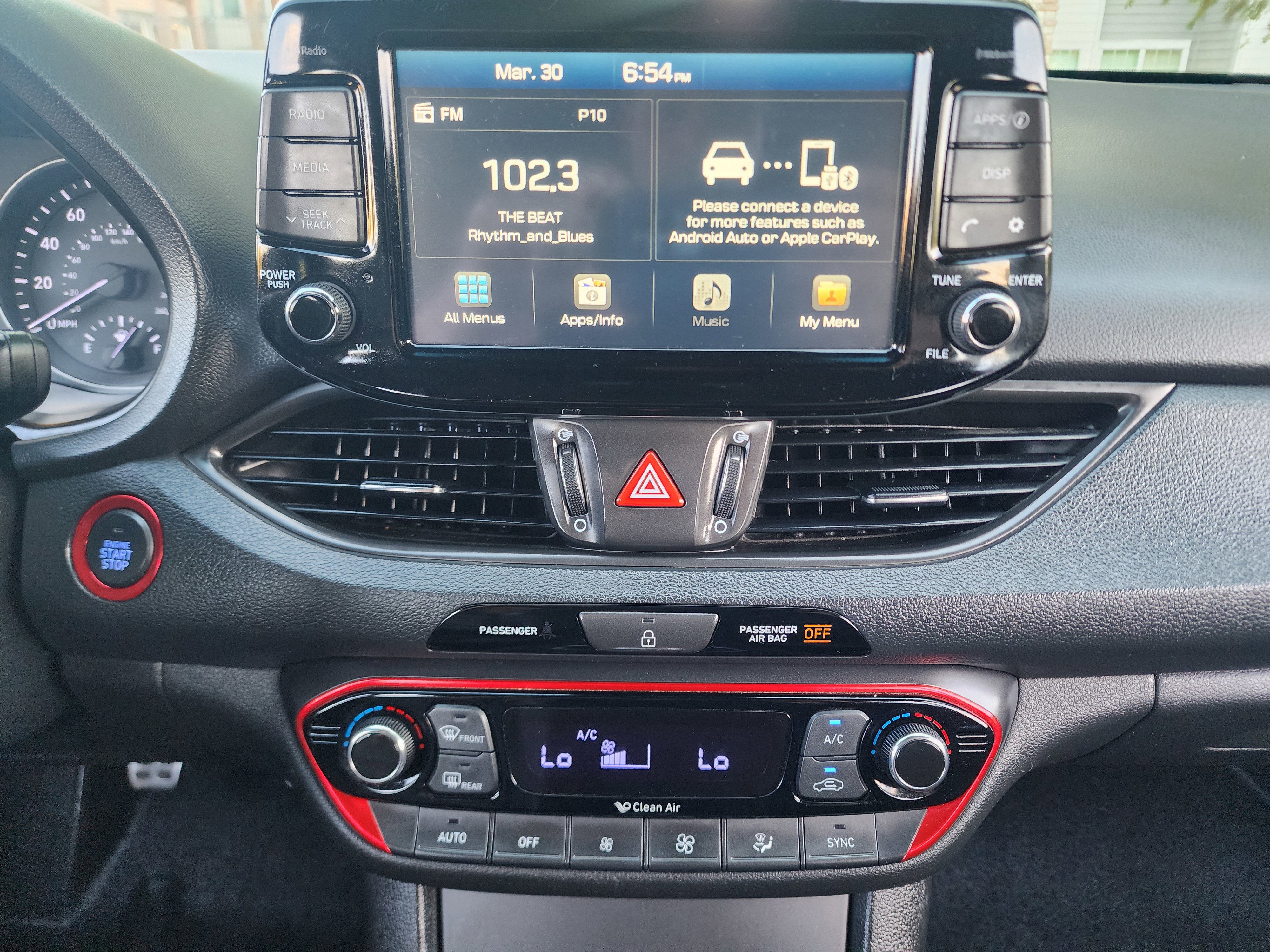 Used 2018 Hyundai Elantra GT Sport image 33