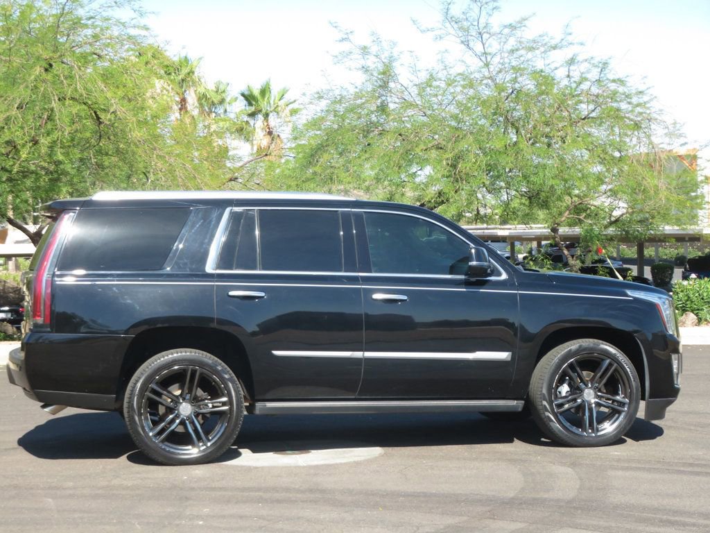 Used 2015 Cadillac Escalade Platinum AWD/4WD image 3
