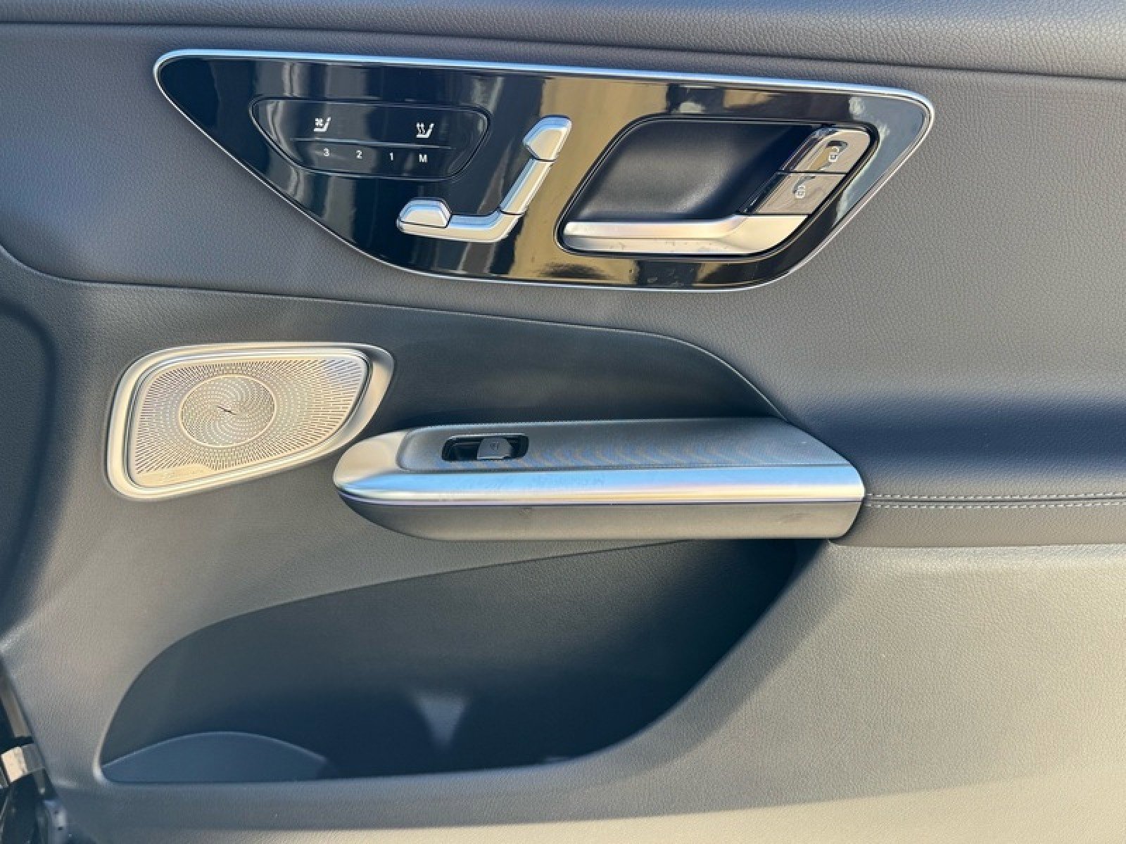 New 2026 Mercedes-Benz GLC 300 image 22