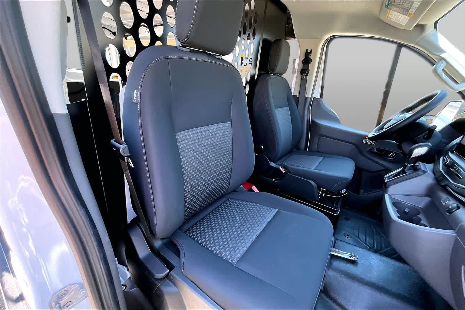 Used 2026 Ford Transit 250 Low Roof w/ Exterior Upgrade Package RWD image 20