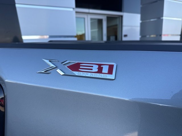 New 2026 GMC Sierra 1500 SLT w/ SLT Premium Plus Package image 12