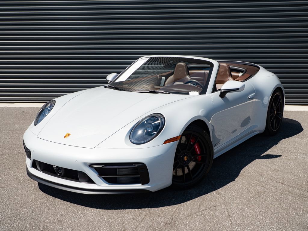 Certified 2024 Porsche 911 Carrera GTS image 1