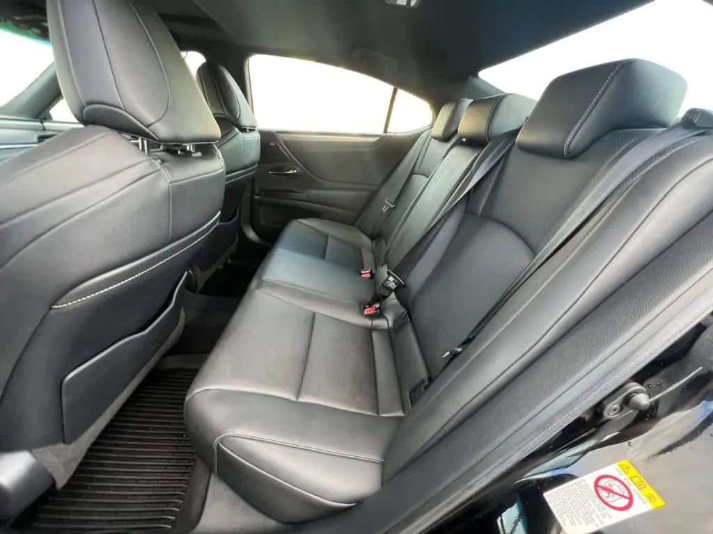Used 2019 Lexus ES 350 F Sport w/ Accessory Package image 13