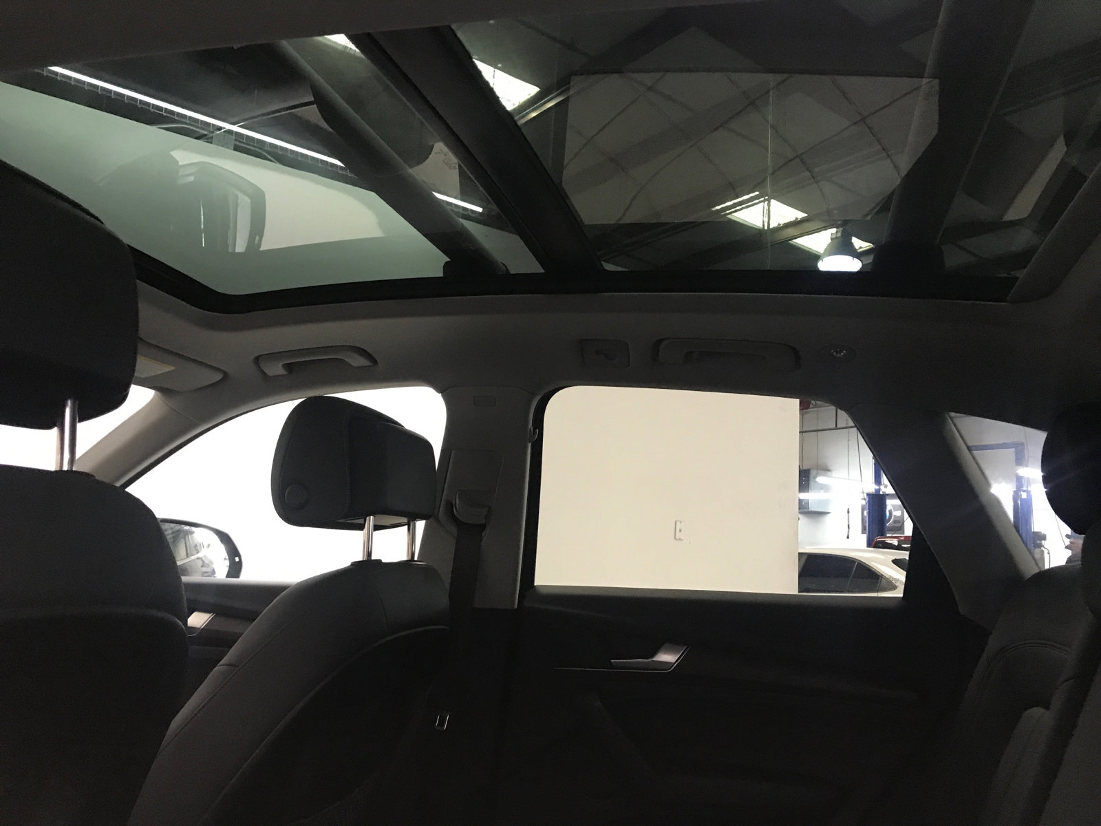 Used 2023 Audi Q5 2.0T Premium w/ Convenience Package image 19