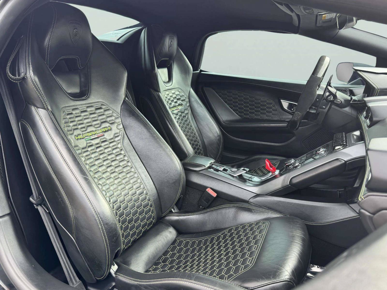 Used 2018 Lamborghini Huracan LP 580-2 RWD image 79