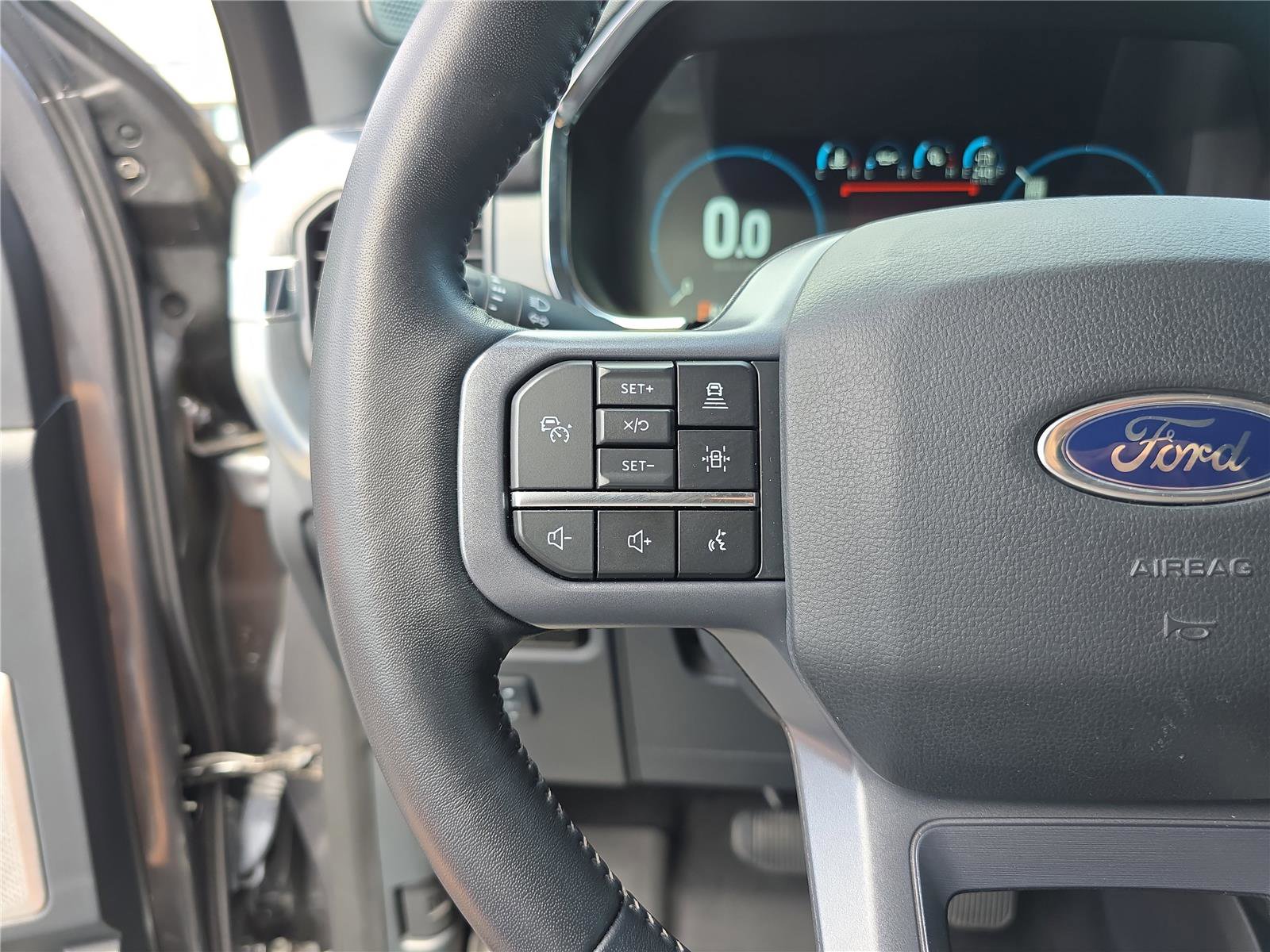 Used 2023 Ford F150 Lariat w/ Equipment Group 502A High AWD/4WD image 33