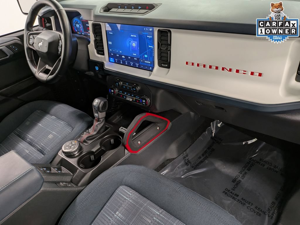 Used 2025 Ford Bronco Heritage Edition AWD/4WD image 32
