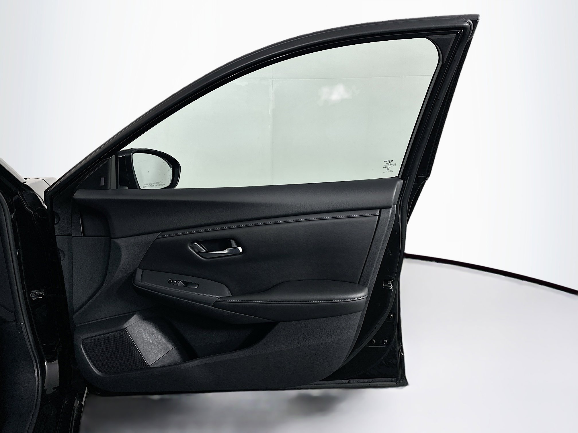 Used 2025 Nissan Sentra SV image 30