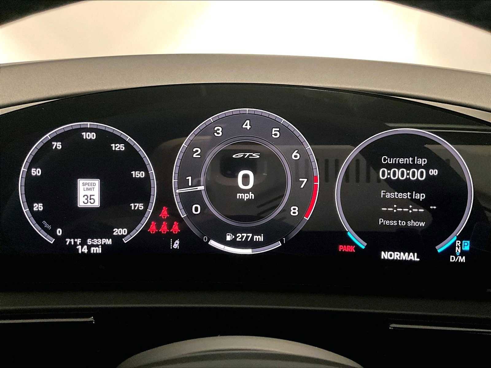 New 2026 Porsche Cayenne GTS image 17