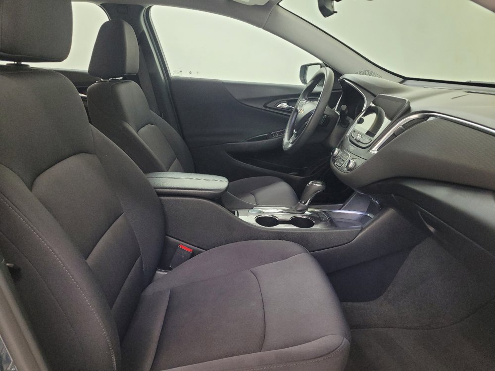 Used 2020 Chevrolet Malibu LT FWD image 21