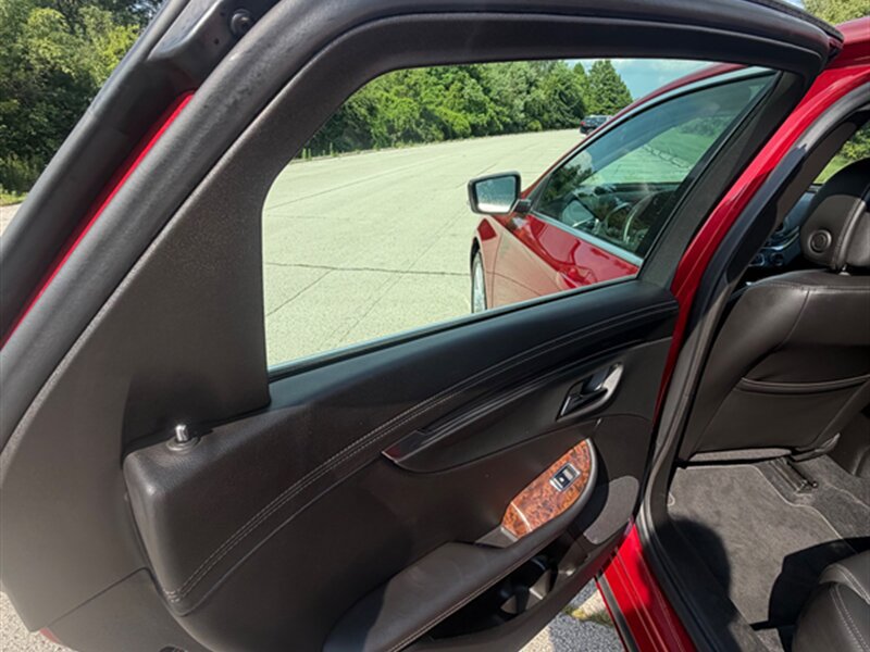 Used 2014 Chevrolet Impala LT w/ Convenience Package FWD image 23