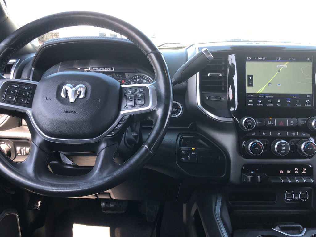 Used 2020 RAM 3500 Laramie image 31