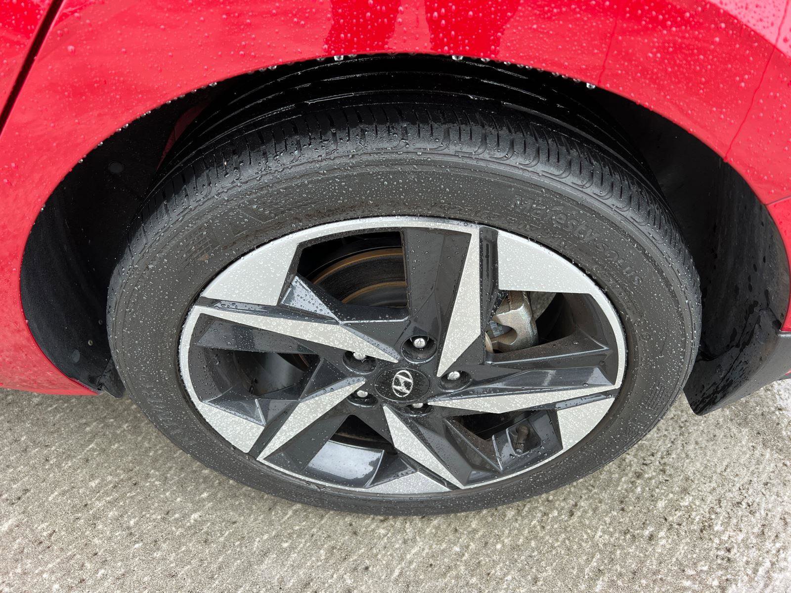 Used 2023 Hyundai Elantra SEL w/ Convenience Package image 19