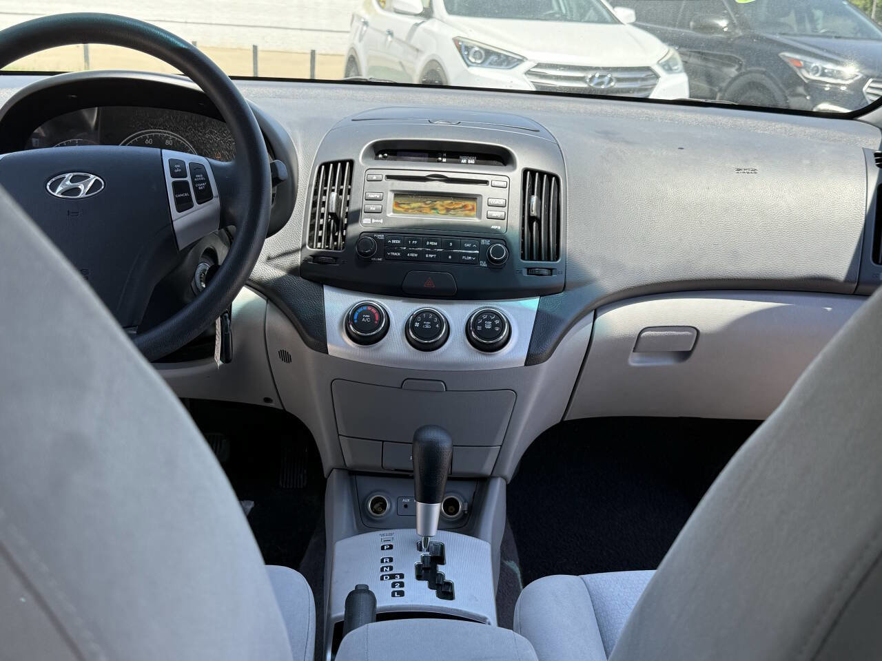 Used 2009 Hyundai Elantra GLS FWD image 10