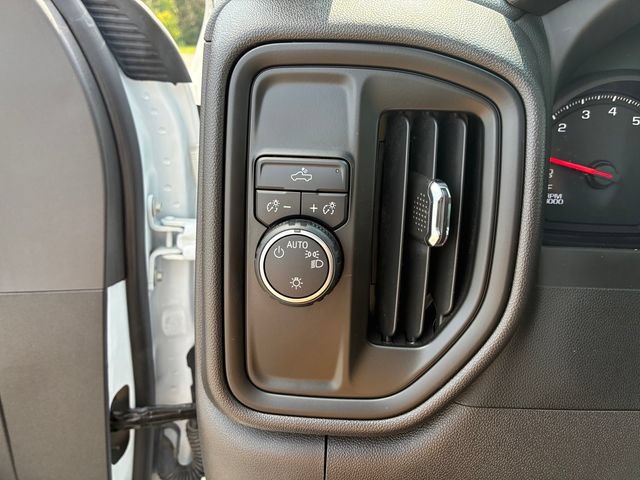 Used 2025 Chevrolet Silverado 1500 W/T RWD image 18