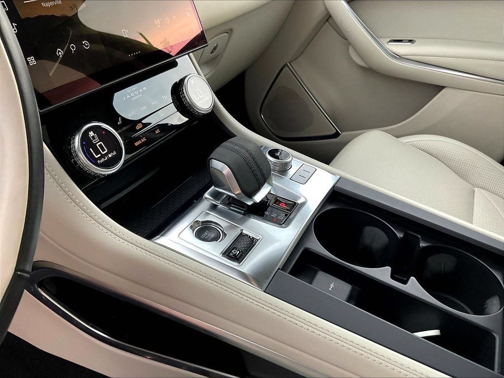 Used 2022 Jaguar F-PACE S AWD/4WD image 17