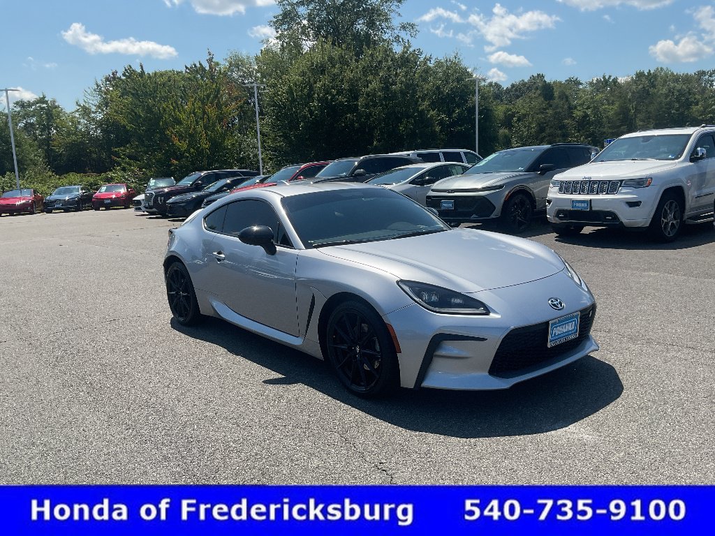 Used 2022 Toyota GR86 Premium w/ ALL Weather Mat Package (TMS) RWD image 12
