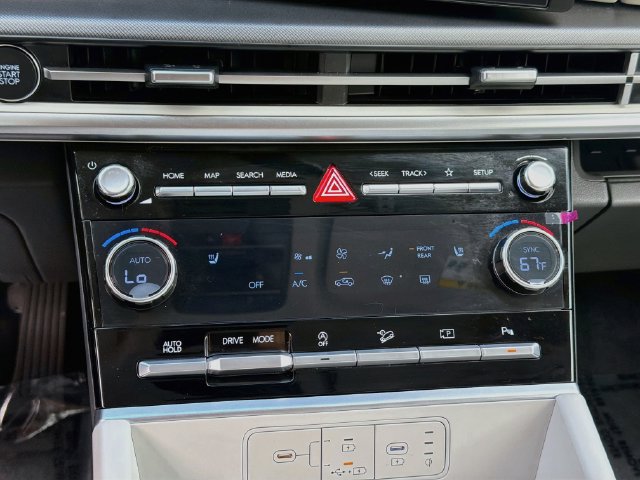 Certified 2026 Hyundai Santa Fe SEL FWD image 16