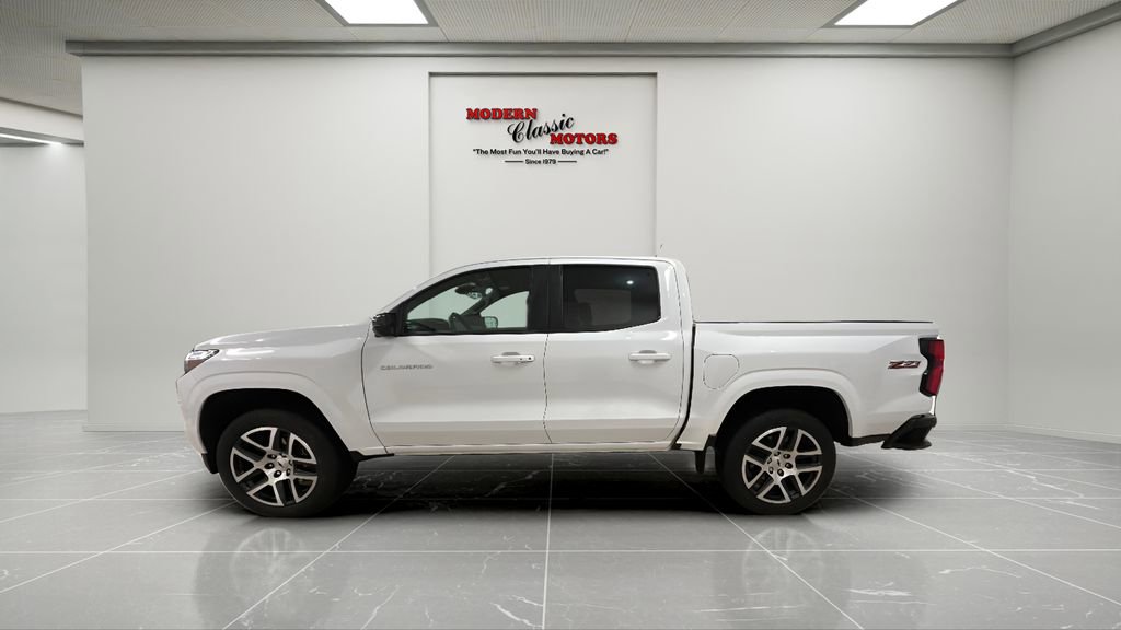Used 2024 Chevrolet Colorado Z71 w/ Advanced Trailering Package image 2