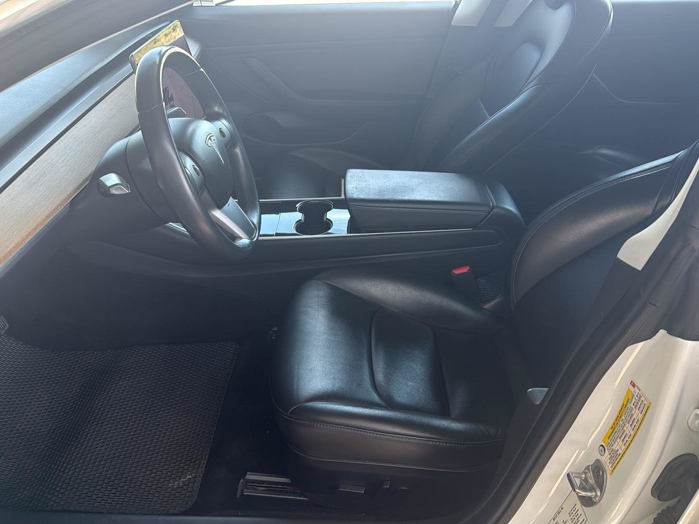 Used 2019 Tesla Model 3 Mid Range RWD image 21