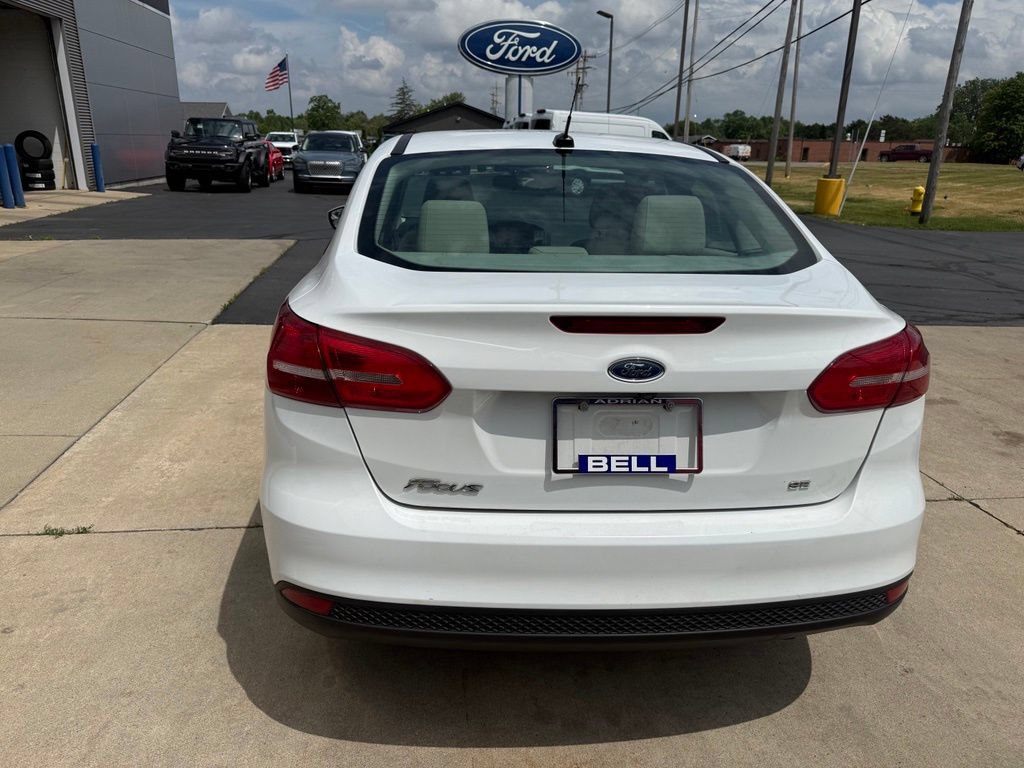 Used 2017 Ford Focus SE FWD image 8
