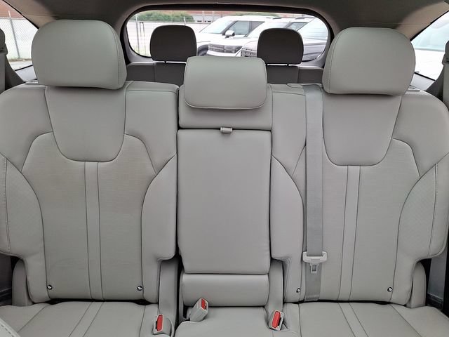 Used 2024 Kia Sorento S w/ Panoramic Sunroof Package FWD image 19