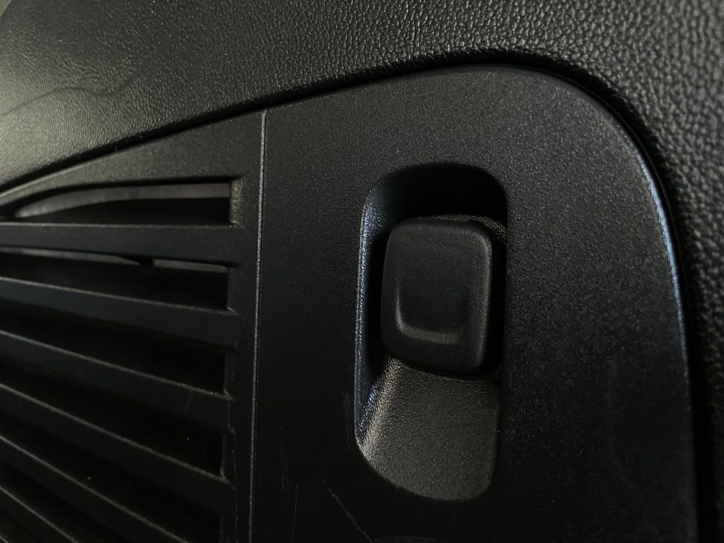 Used 2018 Chevrolet Tahoe 2WD w/ Remote Keyless Entry Package image 23