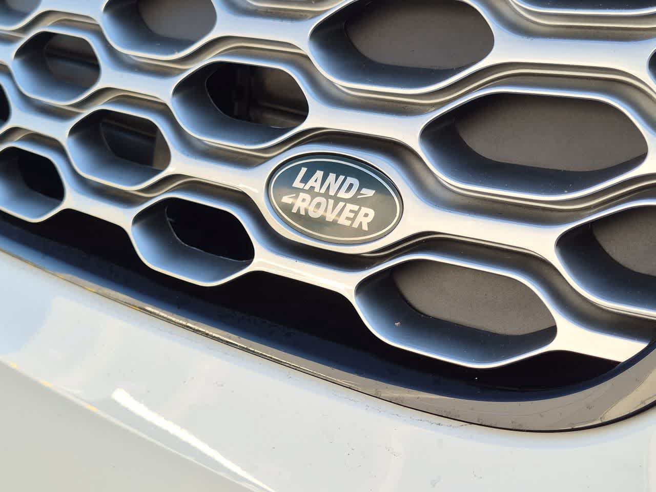 Used 2026 Land Rover Discovery Limited Edition AWD/4WD image 12