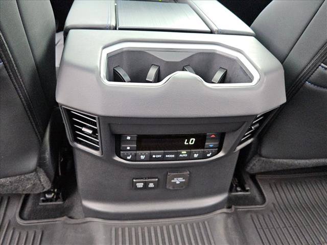 Used 2024 Toyota Sequoia Platinum AWD/4WD image 17