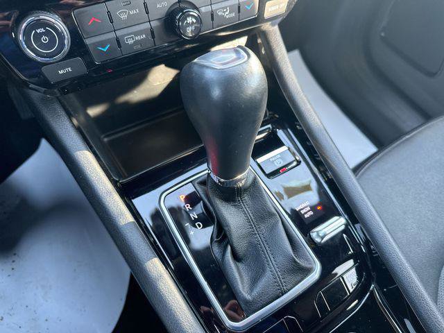 Certified 2023 Jeep Compass Limited image 21