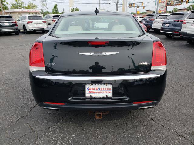 Used 2016 Chrysler 300 C w/ Harman/Kardon Audio Group image 6