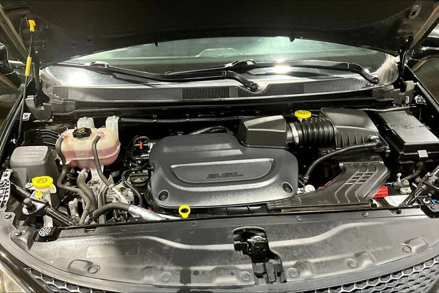 Used 2020 Chrysler Pacifica Touring-L Plus w/ S Appearance Package FWD image 27