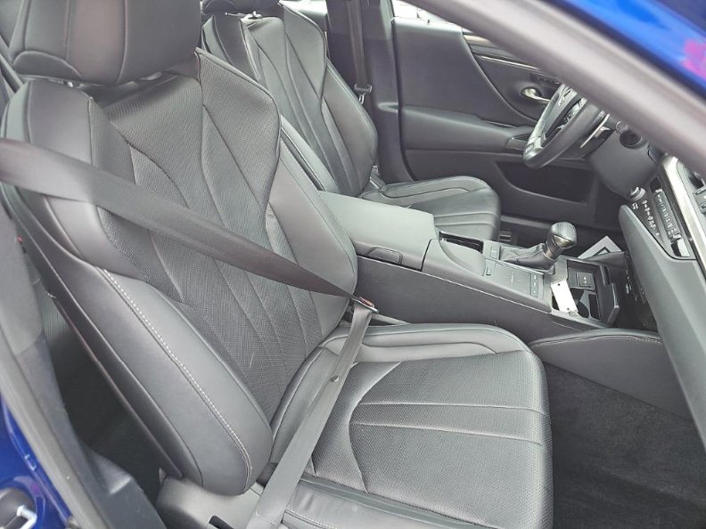 Used 2020 Lexus ES 350 F Sport w/ Accessory Package 2 FWD image 14