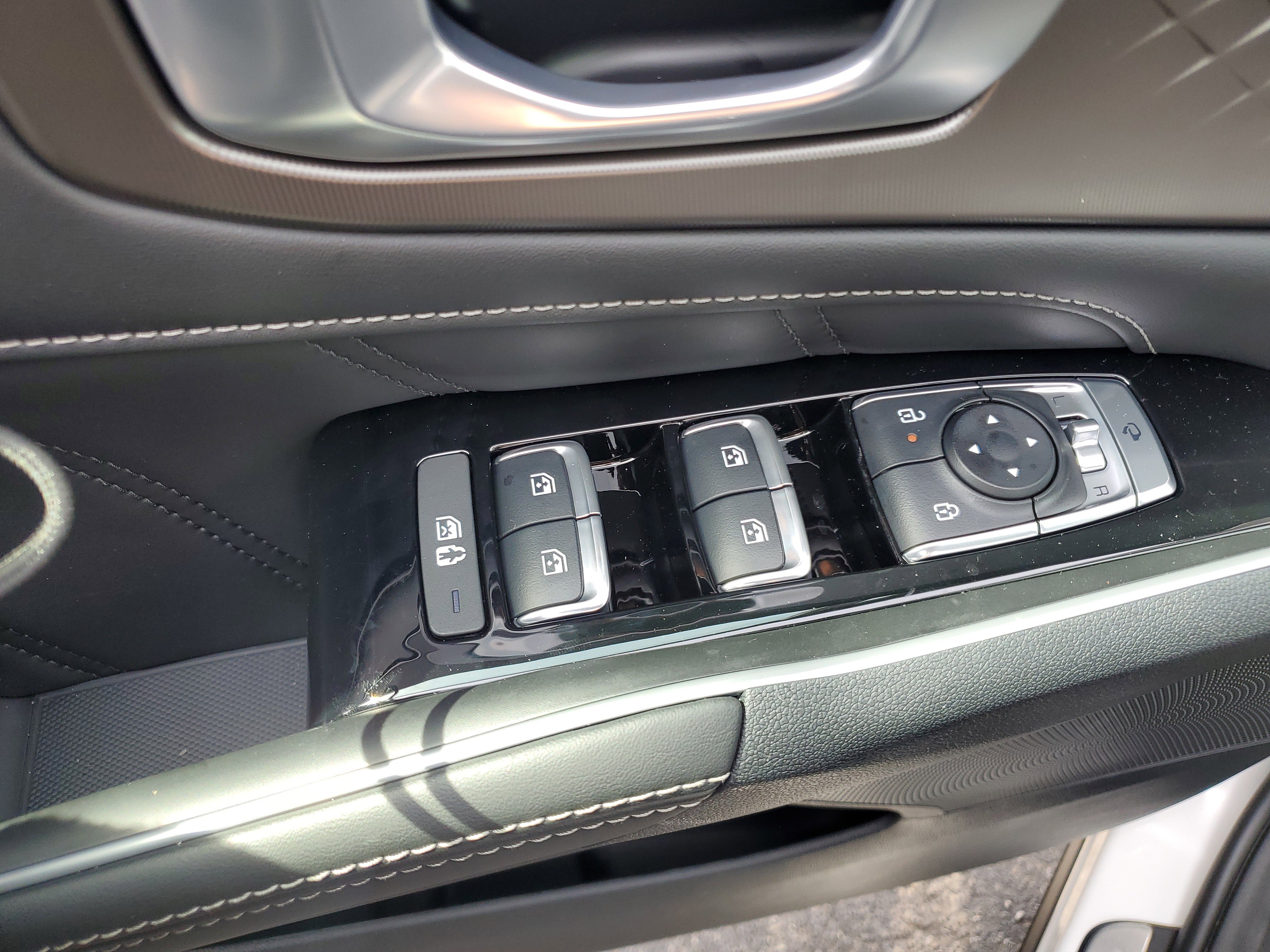 New 2025 Kia Sorento SX image 23