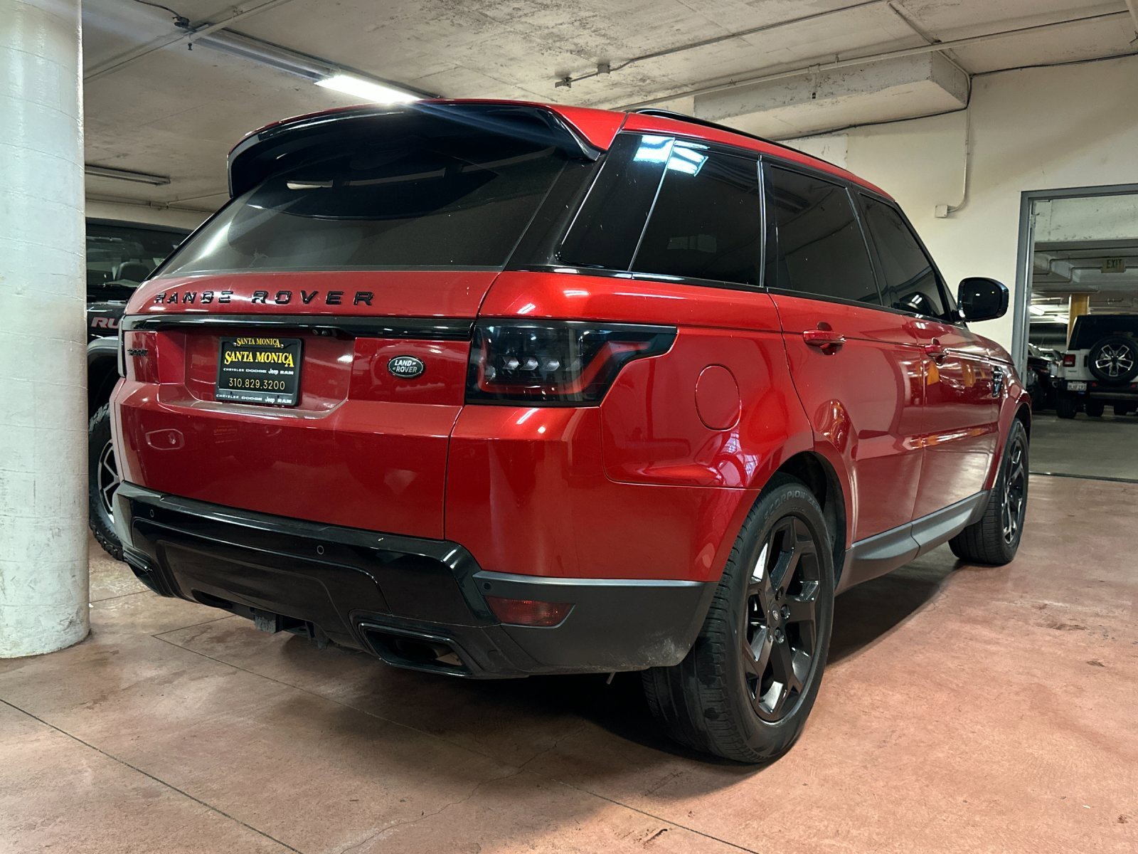 Used 2022 Land Rover Range Rover Sport SE image 5